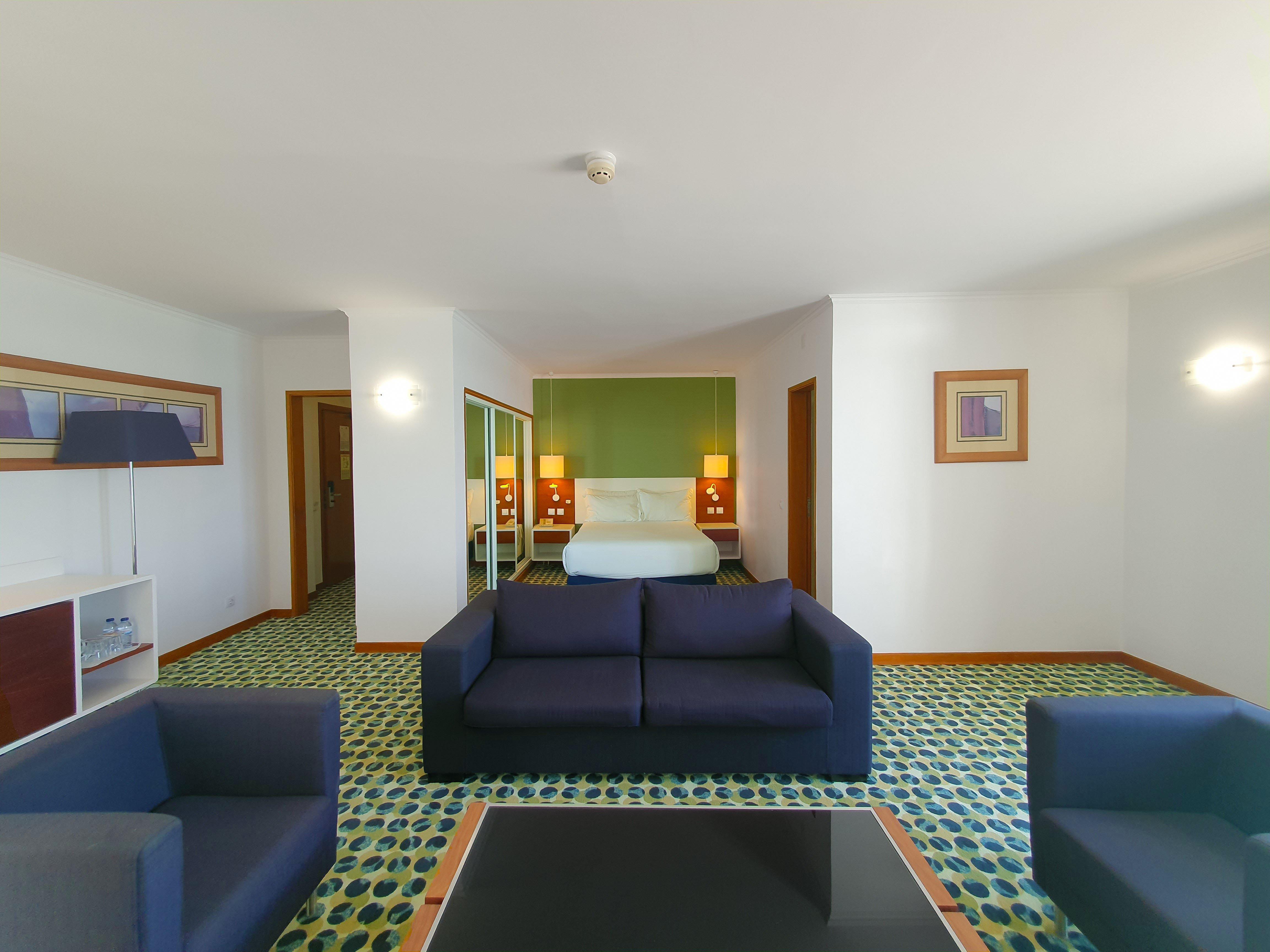 Holiday Inn Algarve - Armacao De Pera, An Ihg Hotel Luaran gambar