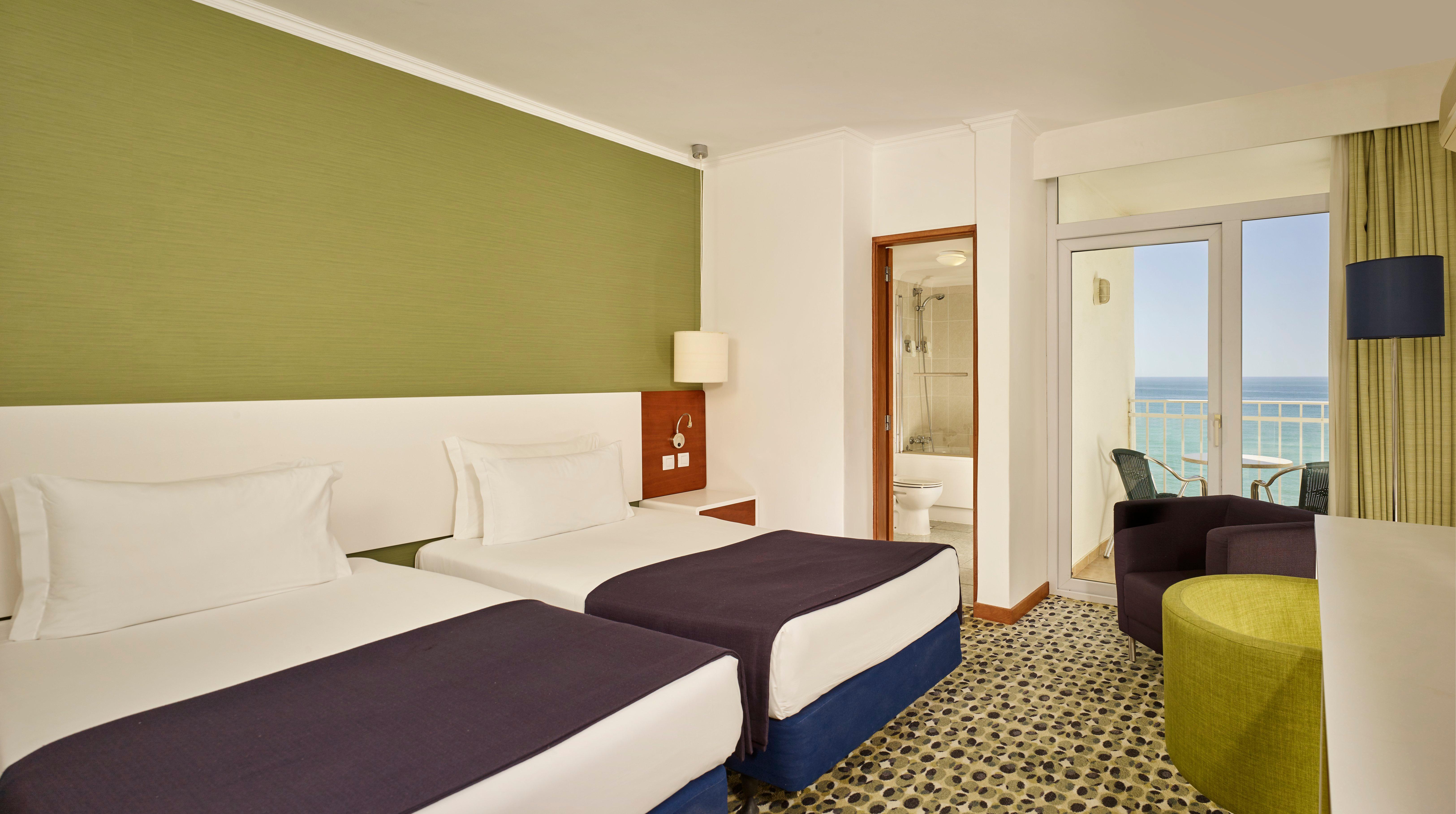 Holiday Inn Algarve - Armacao De Pera, An Ihg Hotel Luaran gambar