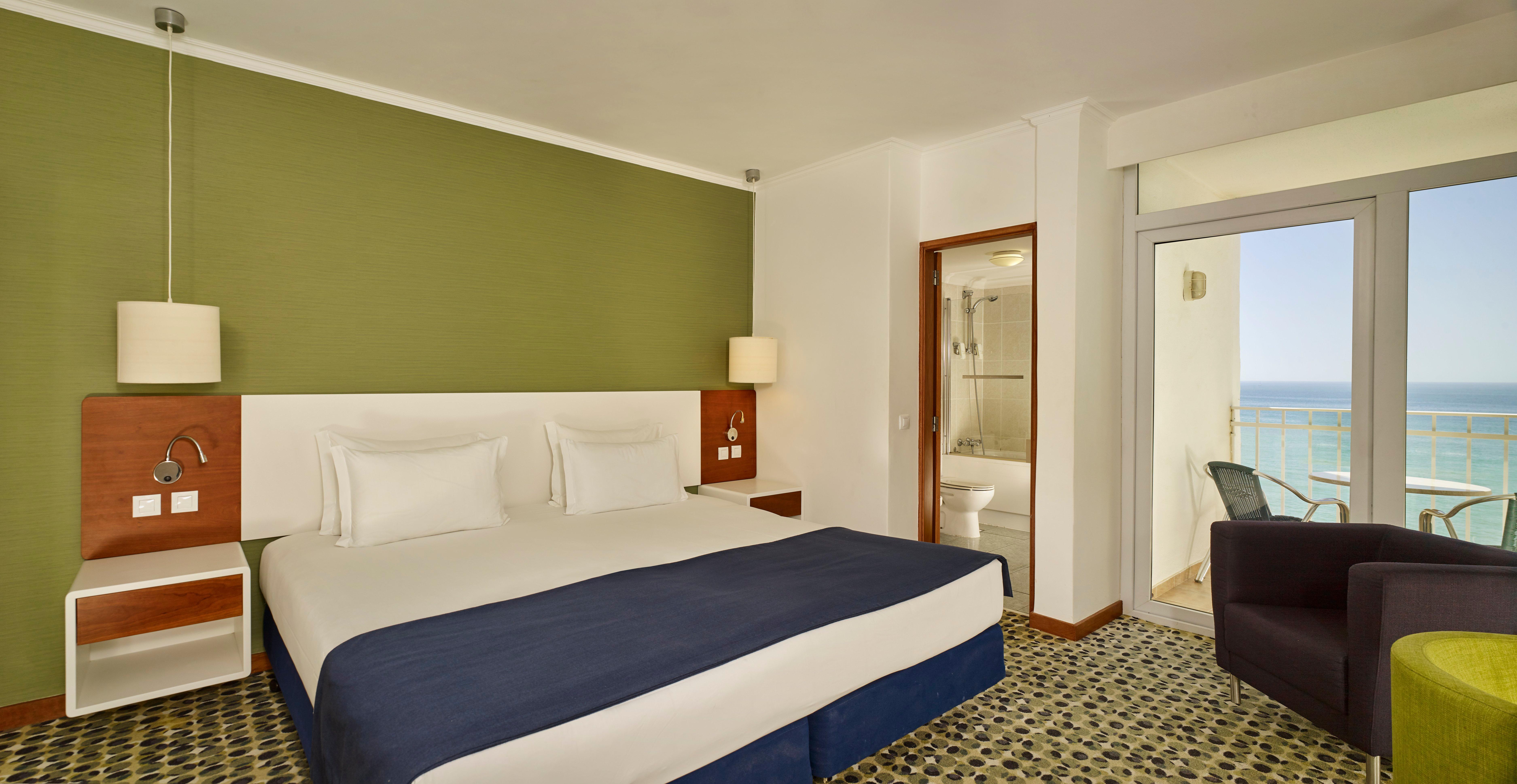 Holiday Inn Algarve - Armacao De Pera, An Ihg Hotel Luaran gambar