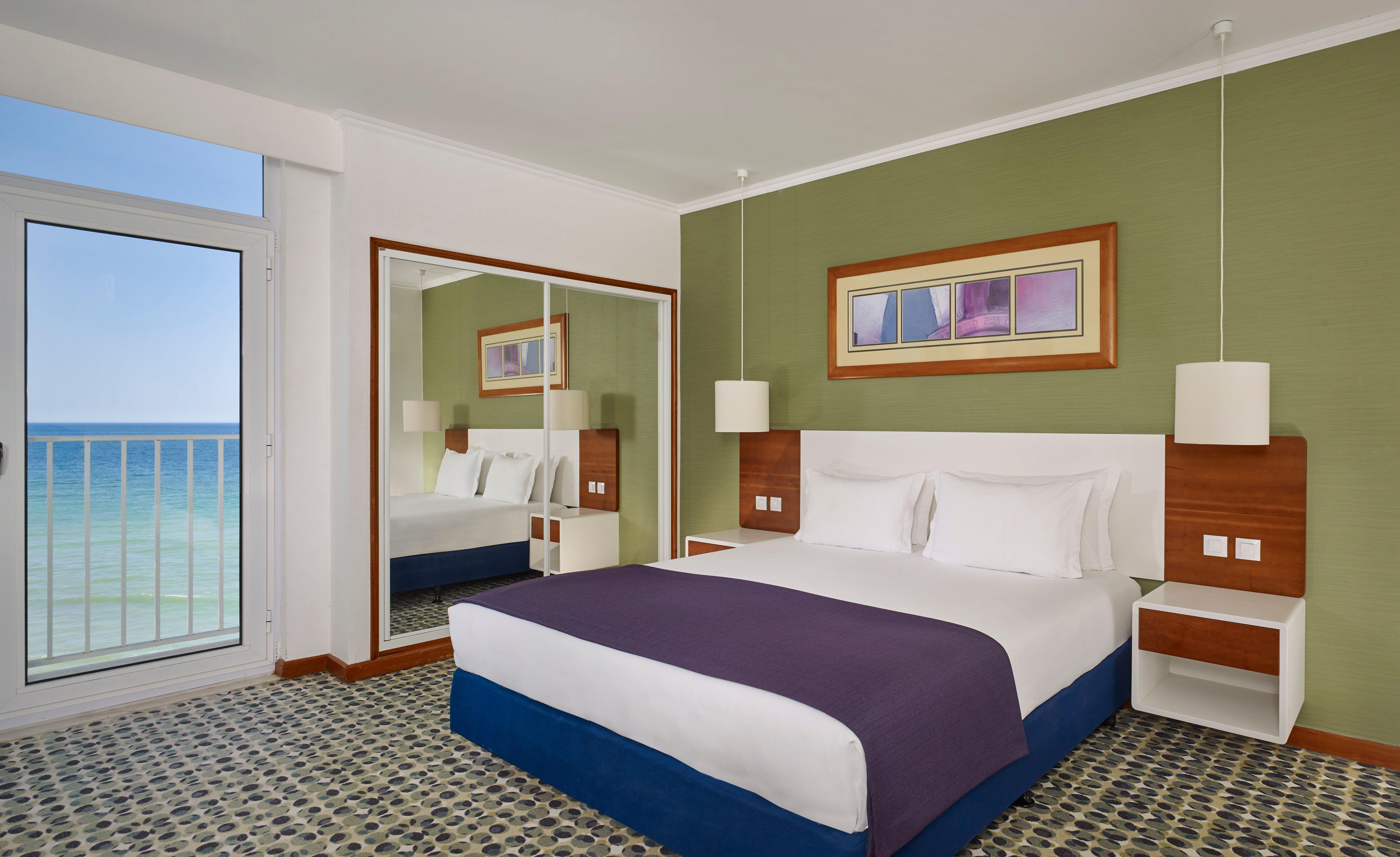 Holiday Inn Algarve - Armacao De Pera, An Ihg Hotel Luaran gambar