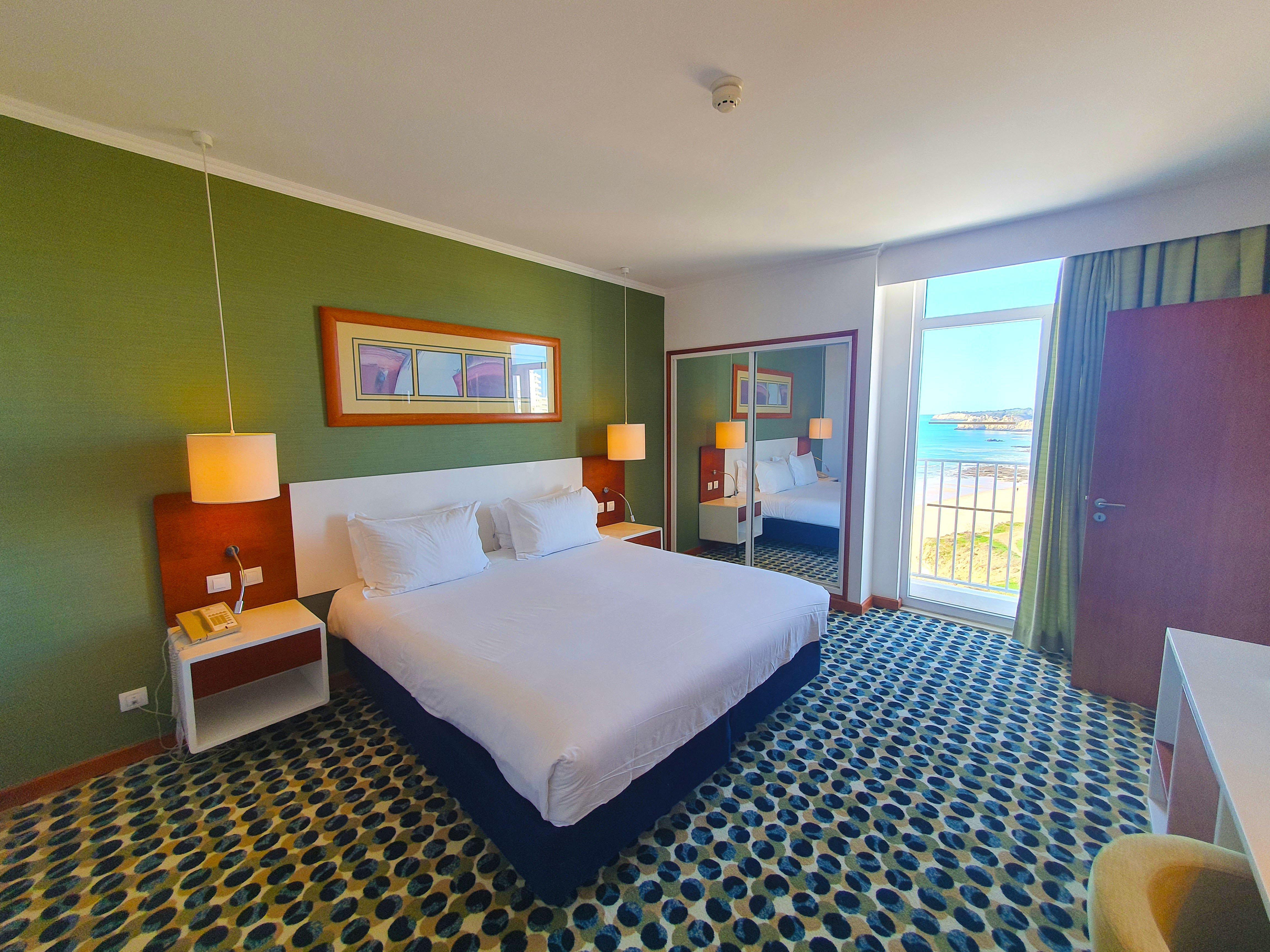 Holiday Inn Algarve - Armacao De Pera, An Ihg Hotel Luaran gambar