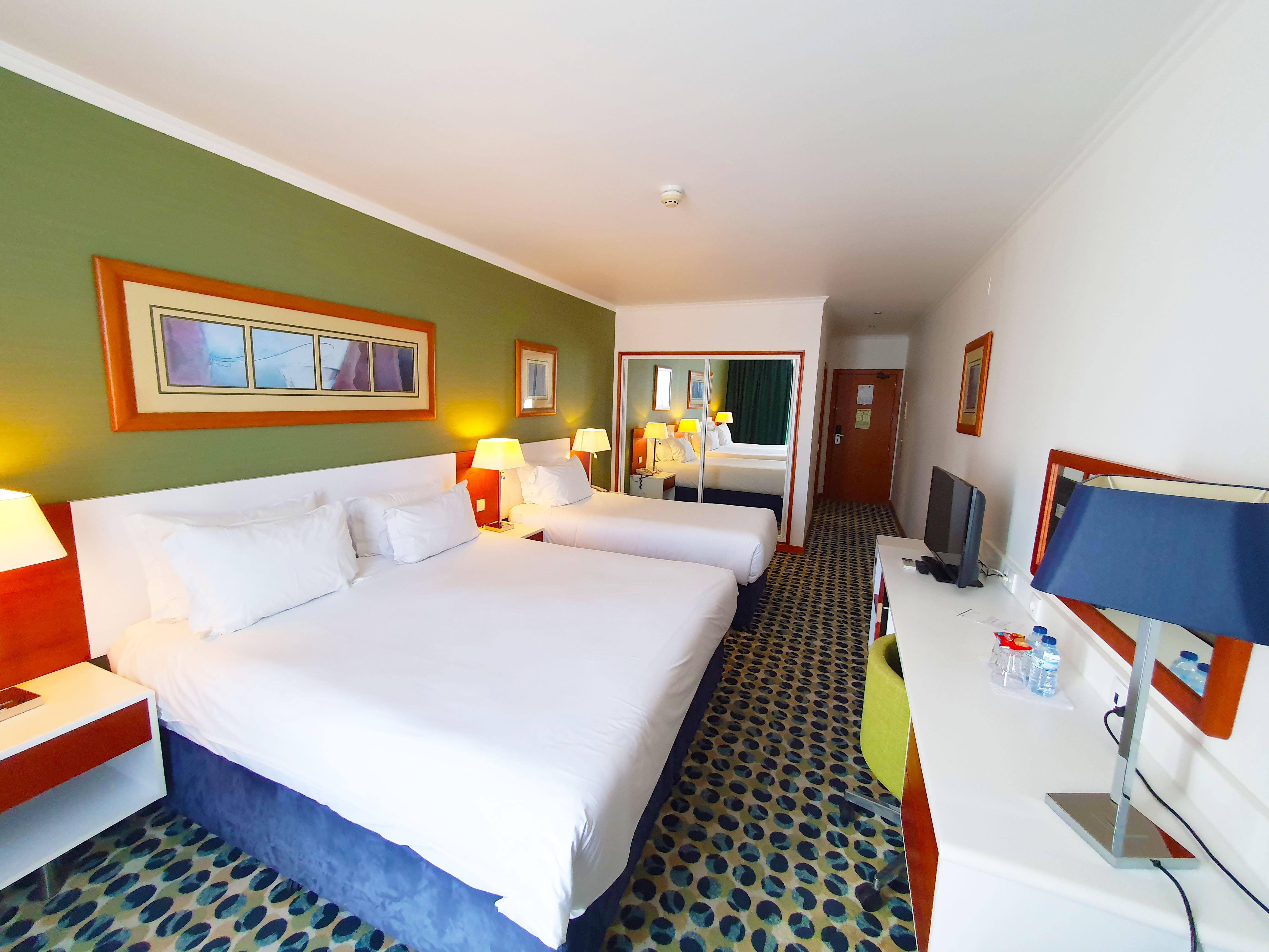 Holiday Inn Algarve - Armacao De Pera, An Ihg Hotel Luaran gambar
