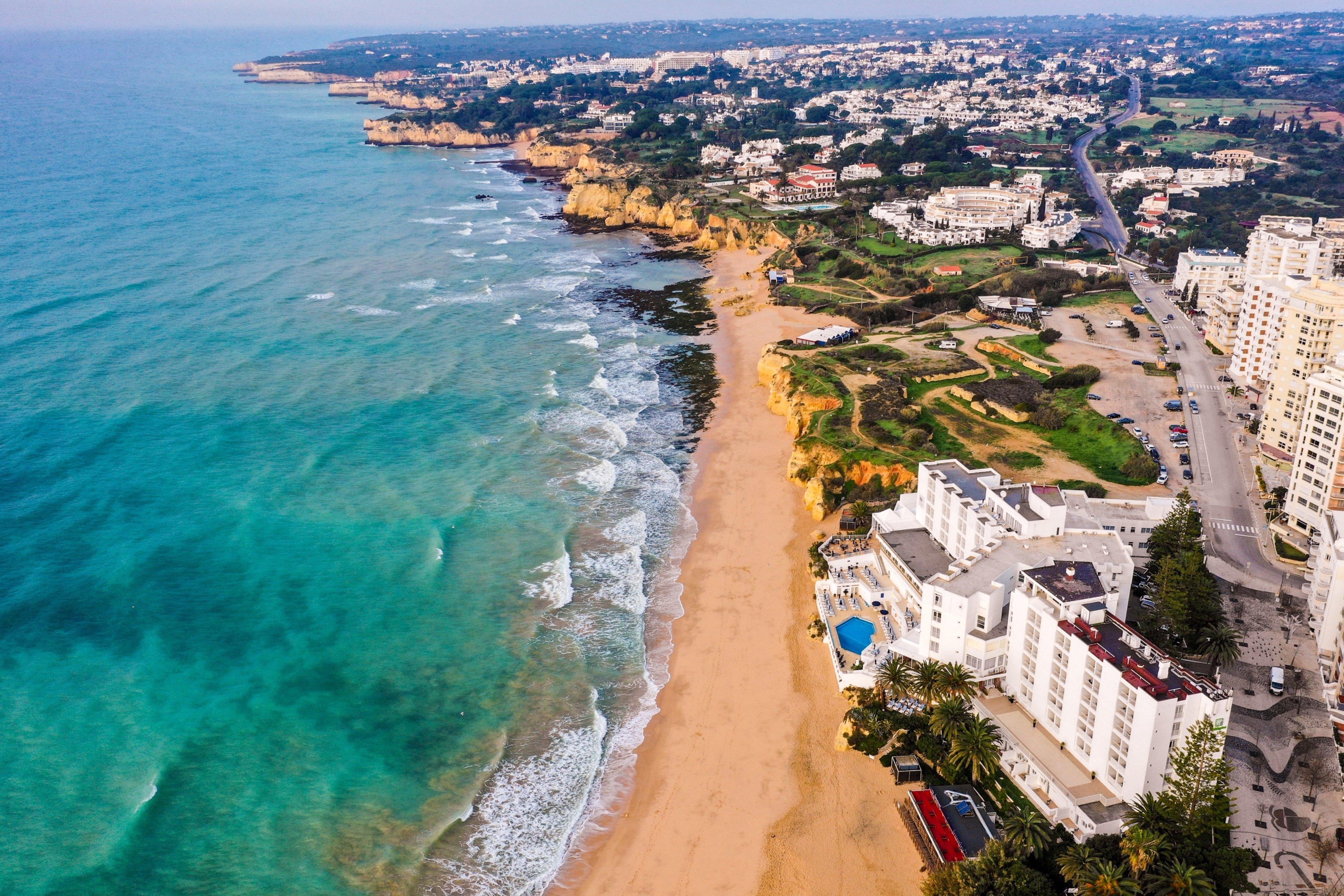 Holiday Inn Algarve - Armacao De Pera, An Ihg Hotel Luaran gambar