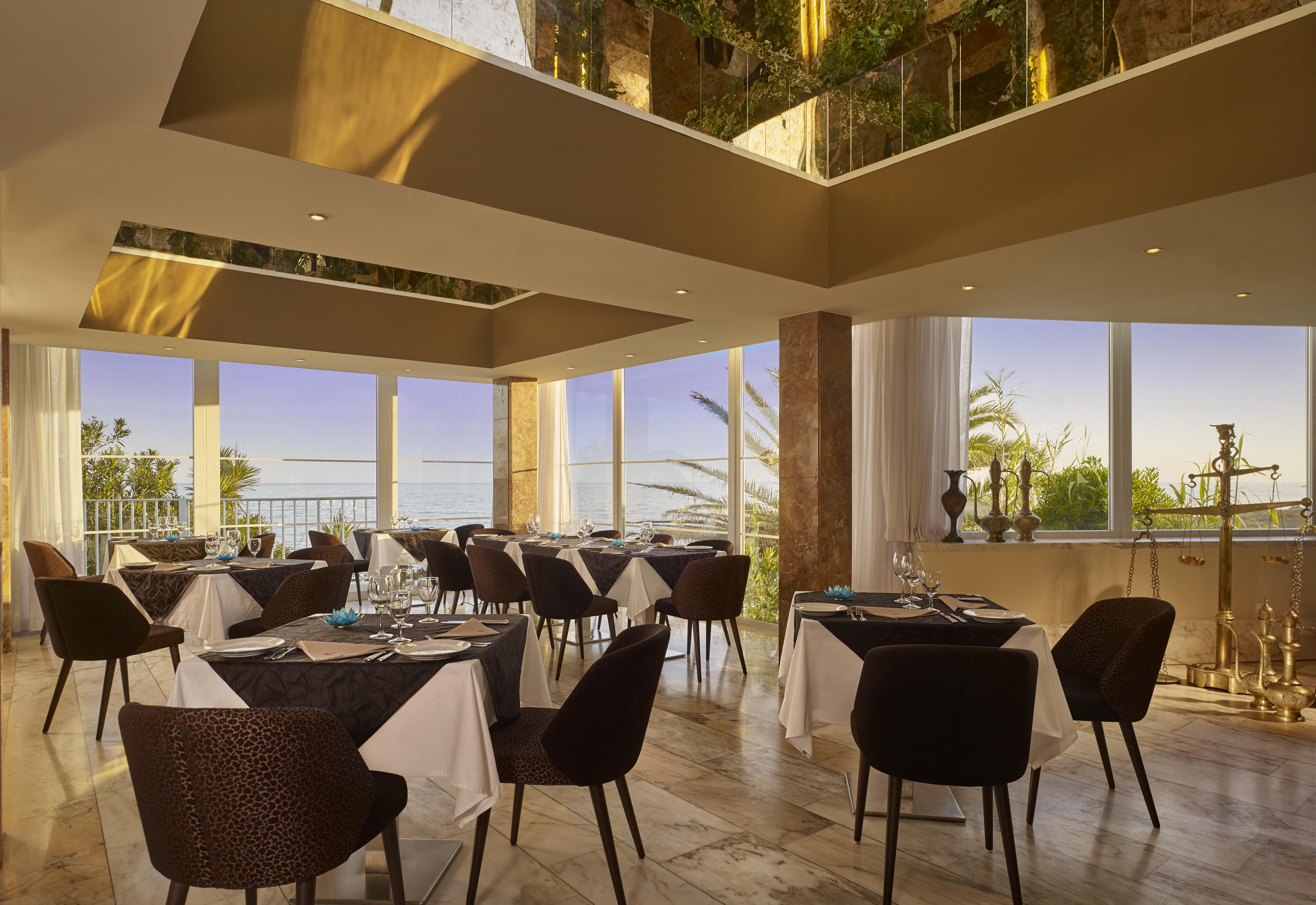 Holiday Inn Algarve - Armacao De Pera, An Ihg Hotel Luaran gambar