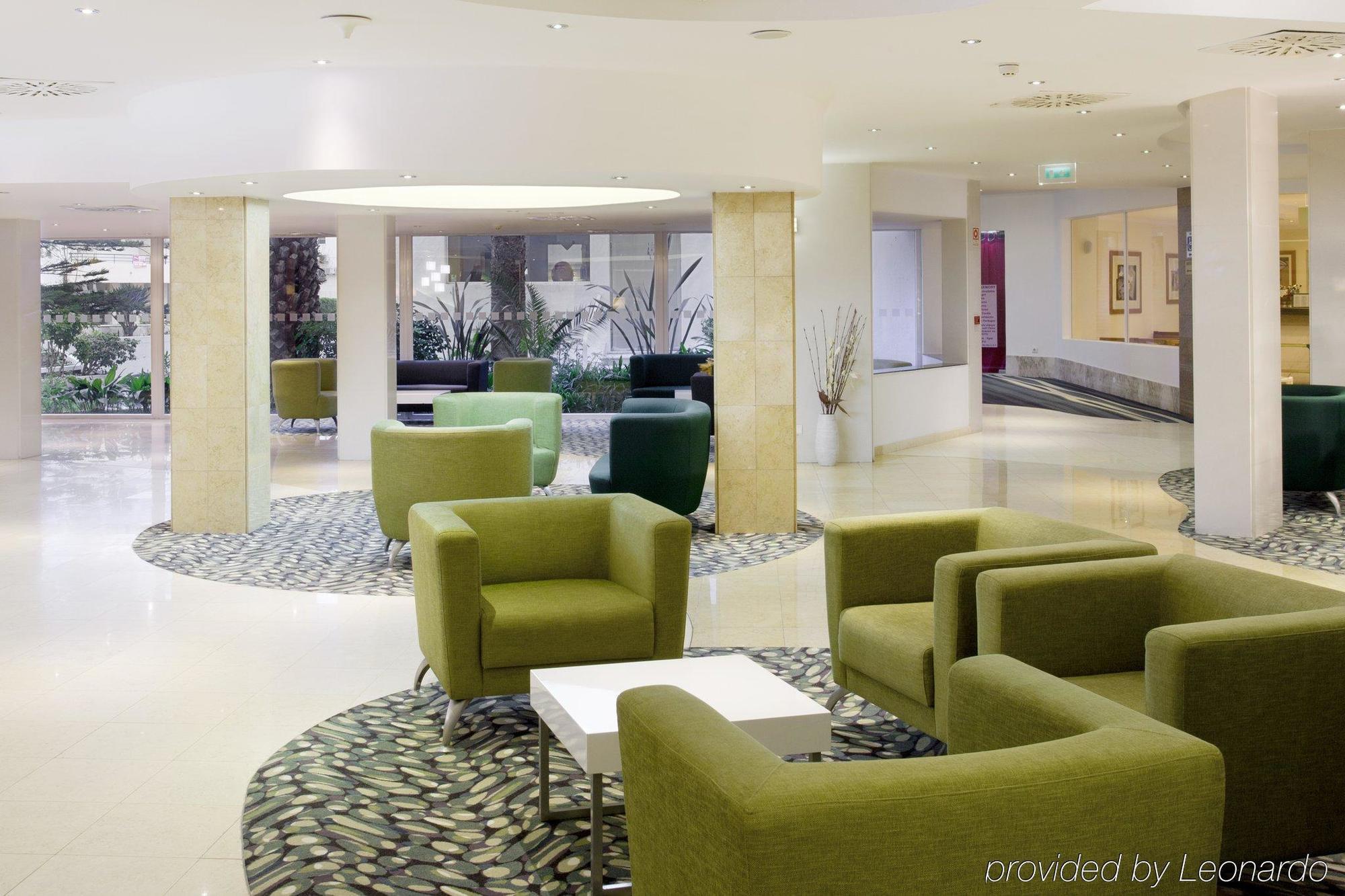 Holiday Inn Algarve - Armacao De Pera, An Ihg Hotel Dalaman gambar