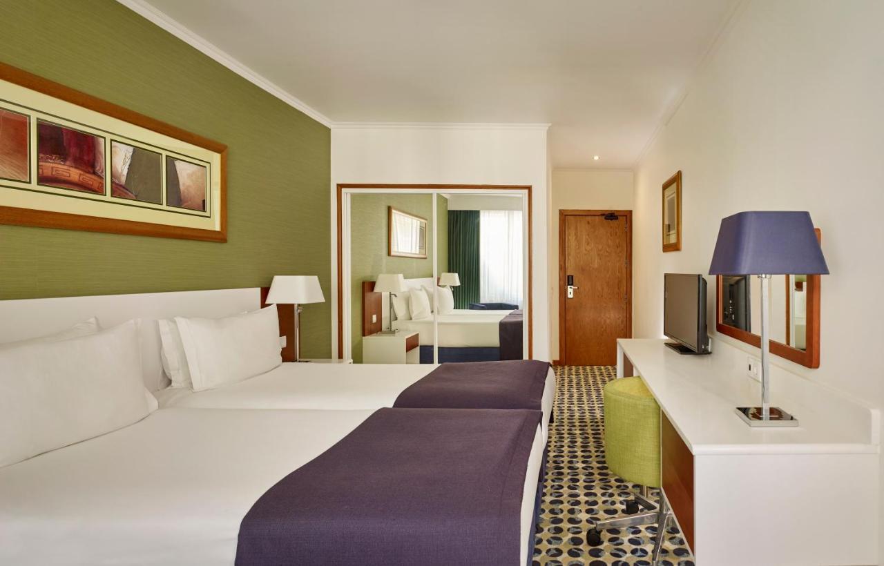 Holiday Inn Algarve - Armacao De Pera, An Ihg Hotel Luaran gambar